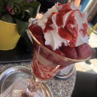 Veganer Erdbeerbecher  at Willicher Eishimmel in Willich