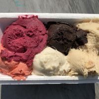 Take away: vegan icecream: chocolate, peanut, almond ... at Claus Eismanufaktur & Deli in Stuttgart