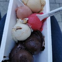 Veganes Eis at Claus Eismanufaktur & Deli in Stuttgart