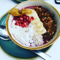 Akai bowl at Claus Eismanufaktur & Deli in Stuttgart