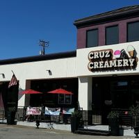 outside at Cruz Creamery in Santa Cruz