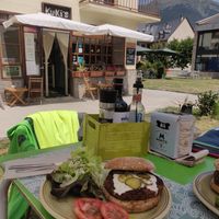 Burgers at Kuki's in Viella