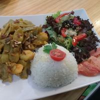 thai green beens with basmati rice and salad at Kuki's in Viella
