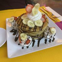 Strawberry & Banana Pancakes  at Freedom Cakes Bakery in Madrid
