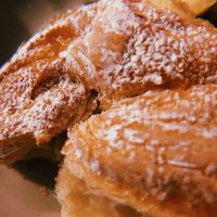 Mitad del croissant vegano at Freedom Cakes Bakery in Madrid