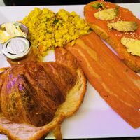 Brunch 2 at Freedom Cakes Bakery in Madrid