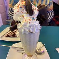 Tu armas tu malteada  #Veganuary at Freedom Cakes Bakery in Madrid