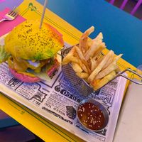   at Freedom Cakes Bakery in Madrid