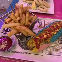 Hotdog and fries   at Freedom Cakes Bakery in Madrid