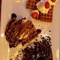 Degustación de gofres at Freedom Cakes Bakery in Madrid