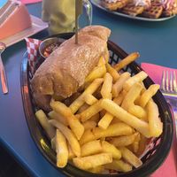 chicken sandwich  at Freedom Cakes Bakery in Madrid