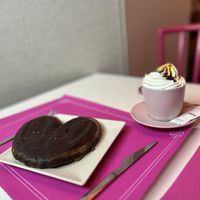   at Freedom Cakes Bakery in Madrid