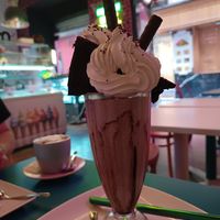  at Freedom Cakes Bakery in Madrid