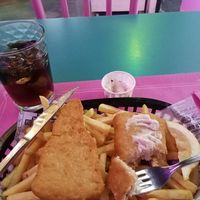 Fish and chips and ice cream at Freedom Cakes Bakery in Madrid