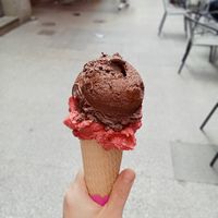  at Freedom Cakes Bakery in Madrid