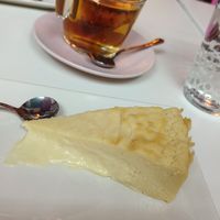 Vegan cheesecake at Freedom Cakes Bakery in Madrid