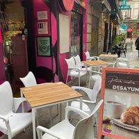  at Freedom Cakes Bakery in Madrid