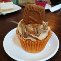 Lotus cupcake at Freedom Cakes Bakery in Madrid