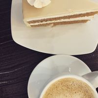 White Choclate Cake at Freedom Cakes Bakery in Madrid