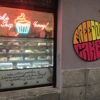 Shop window at Freedom Cakes Bakery in Madrid