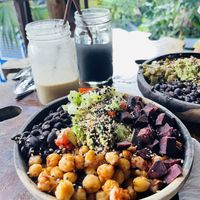 Bowls   at Con.Siente de LULU La Bruja in Bacalar