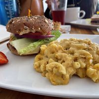 Buffalo Joe tempeh burger with cheesy mac  at Neighborhood Joe in St Petersburg