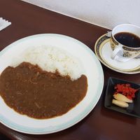 Vegan curry and coffee at Cafe Douce in Hakone