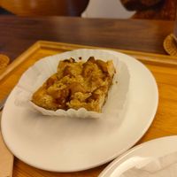 Apple crumble at Soiroum in Seoul