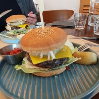 delicious burger at Soiroum in Seoul