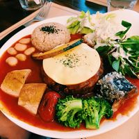 Cheese burger plate  at Soiroum in Seoul