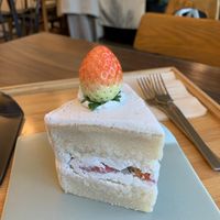 Strawberry cake at Soiroum in Seoul