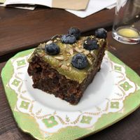 Cake with avocado creme and blueberrys at Java in Swanage