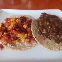 Al pastor y mole at VegeTaco - Parque San Andrés in Mexico City