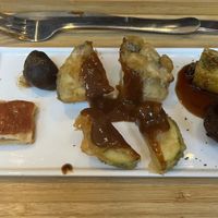 Warm starters (Eggplant Tempura, Zucchini Tempura, Abura-Age Chips, Tsukune, Imo Mochi & Takoyaki) at Men Impossible in Amsterdam