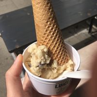 Cone couldn't hold the scoop at Luicella's - Lange Reihe in Hamburg