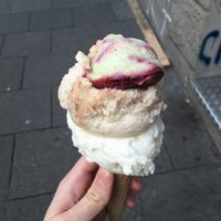 Avocado-Lime-Blueberrysauce, Roasted Almond-Maple Syrup, Coconut-Pineapple-Rum at Luicella's - Detlev-Bremer-Straße in Hamburg