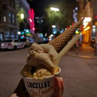 Two balls were to much for the vegan ice cream cone at Luicella's - Detlev-Bremer-Straße in Hamburg