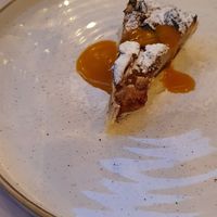 Tarte aux pommes at Gaudi&Naan in Ljubljana