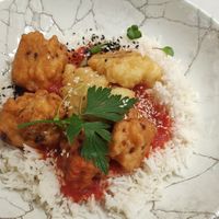 Broccoli with rice and tomatoes at Gaudi&Naan in Ljubljana