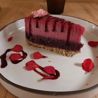 Cashew cheescake at Gaudi&Naan in Ljubljana