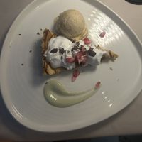 Apple pie with apple ice cream - good   at Gaudi&Naan in Ljubljana