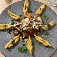 nhoque com seitan e cogumelos  at Gaudi&Naan in Ljubljana
