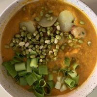 Curry pot with 3 toppings of your choice at Daily Pot in Bergen