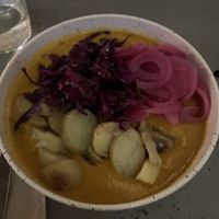 Vegan curry bowl at Daily Pot in Bergen