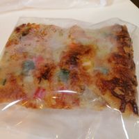 Vegan pizza at Almond Bakery 杏仁烘培坊 in West Singapore