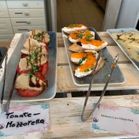 Lax und veganer Mozzarella   at Weingut Trautwein - Restaurant & Hotel in Flonheim