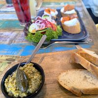 Oliven-Kapern-Tapas at Weingut Trautwein - Restaurant & Hotel in Flonheim