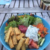 Weltenbummler Bowl  at Weingut Trautwein - Restaurant & Hotel in Flonheim