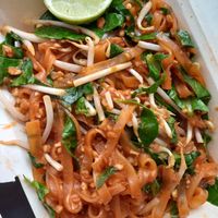 Pad thai at Nop Nan in Bangkok