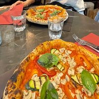   at u Fraulino in Paris